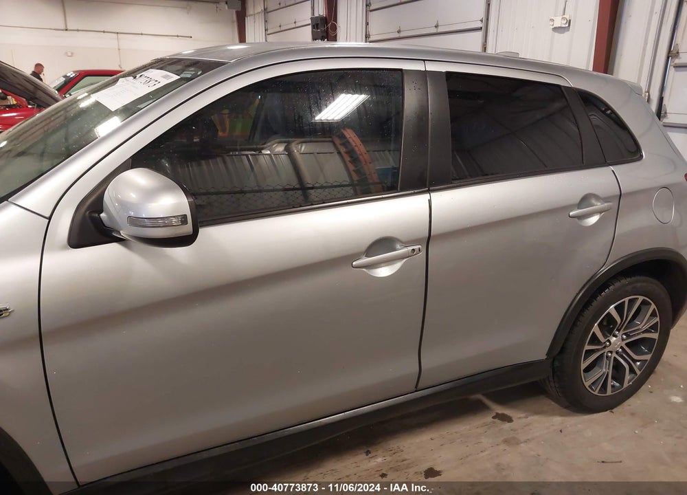 2017 MITSUBISHI OUTLANDER SPORT 2.4 SE VIN: JA4AP3AW4HZ018569