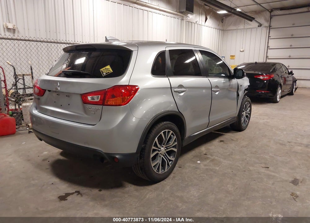 2017 MITSUBISHI OUTLANDER SPORT 2.4 SE VIN: JA4AP3AW4HZ018569