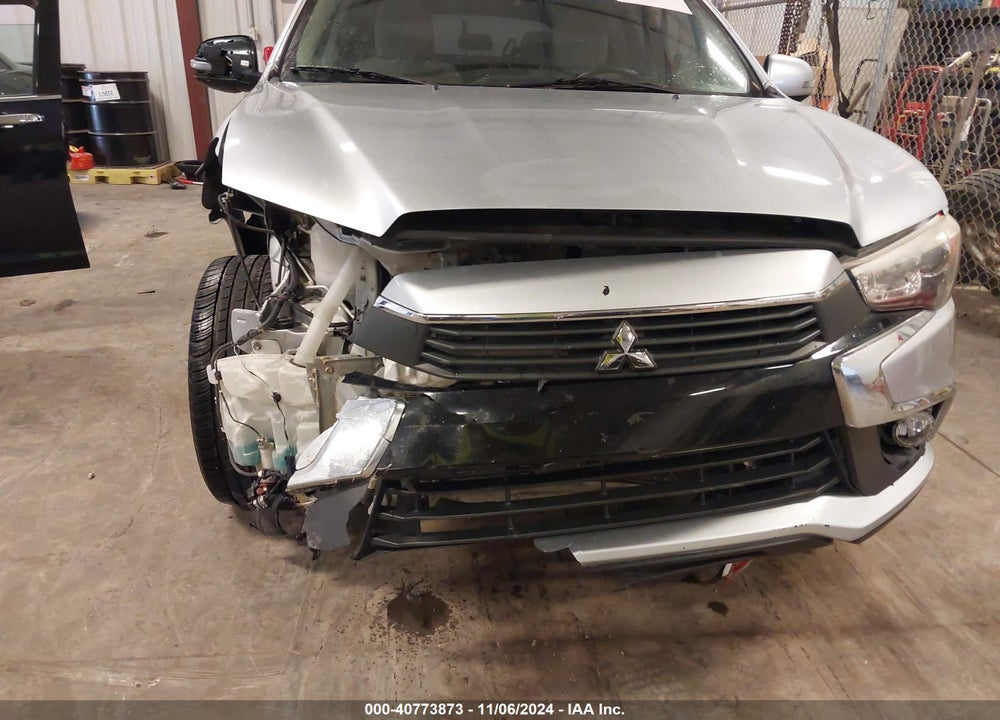 2017 MITSUBISHI OUTLANDER SPORT 2.4 SE VIN: JA4AP3AW4HZ018569