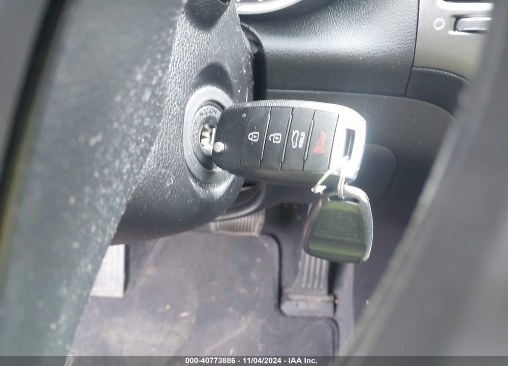 2017 KIA FORTE LX VIN: 3KPFK4A75HE053514