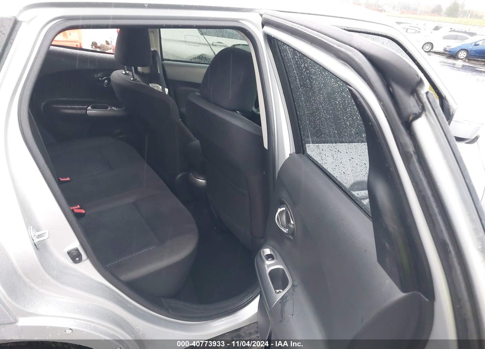 2015 NISSAN JUKE SV VIN: JN8AF5MV3FT560743