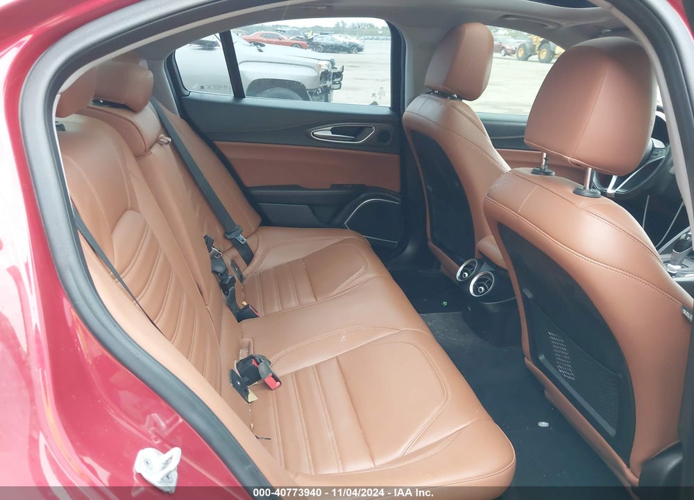 2018 ALFA ROMEO GIULIA VIN: ZARFAEEN5J7580658