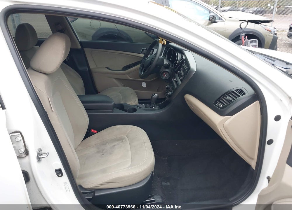 2011 KIA OPTIMA LX VIN: KNAGM4A77B5163754