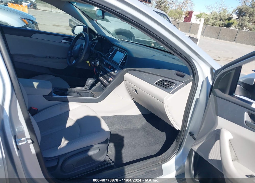 2019 HYUNDAI SONATA SE VIN: 5NPE24AF0KH799844