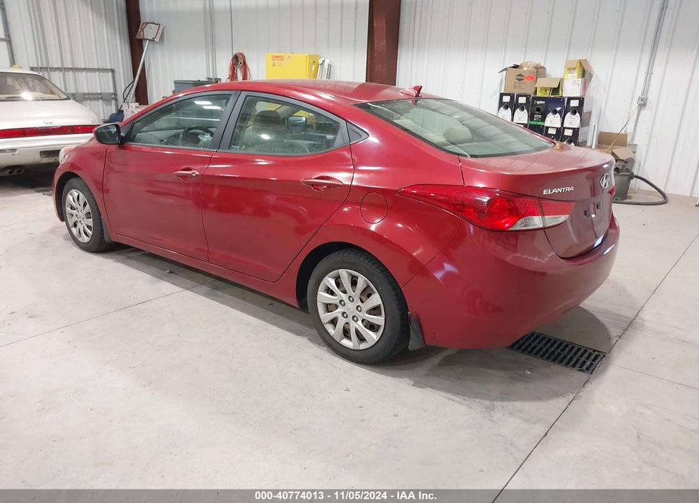 2013 HYUNDAI ELANTRA GLS VIN: KMHDH4AE9DU555440