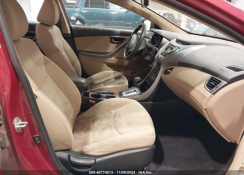 2013 HYUNDAI ELANTRA GLS VIN: KMHDH4AE9DU555440