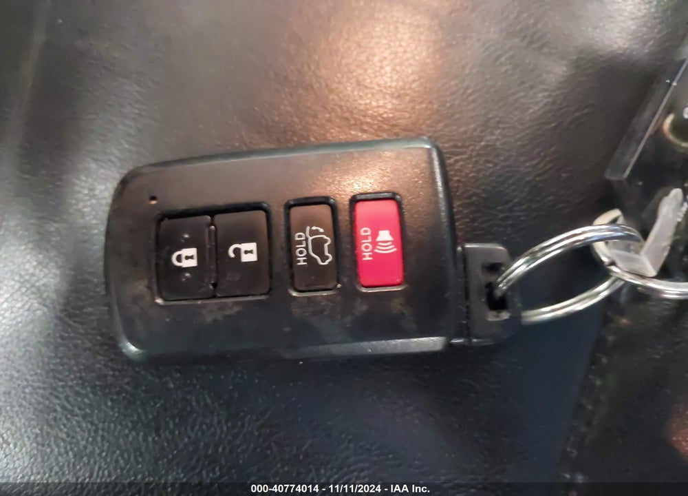 2016 TOYOTA HIGHLANDER XLE V6 VIN: 5TDJKRFH6GS343614