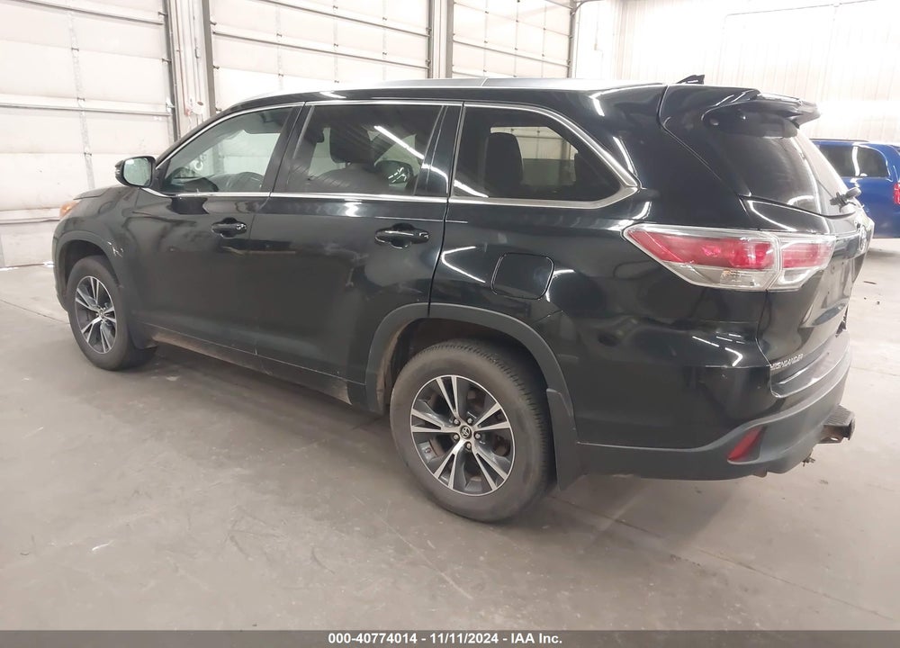 2016 TOYOTA HIGHLANDER XLE V6 VIN: 5TDJKRFH6GS343614