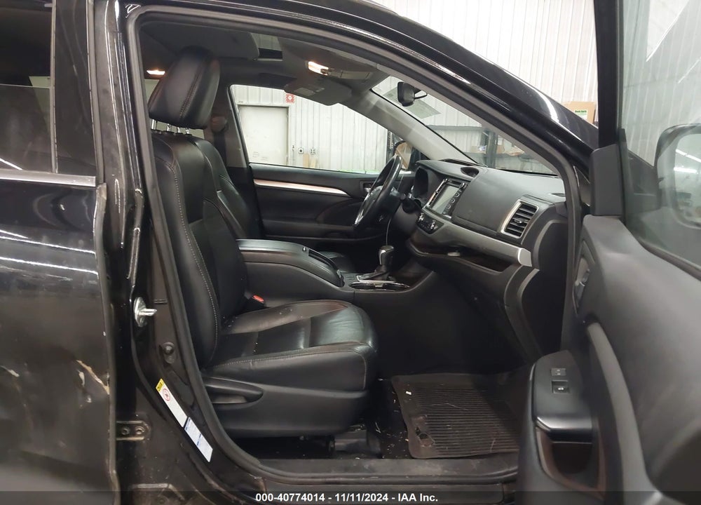 2016 TOYOTA HIGHLANDER XLE V6 VIN: 5TDJKRFH6GS343614