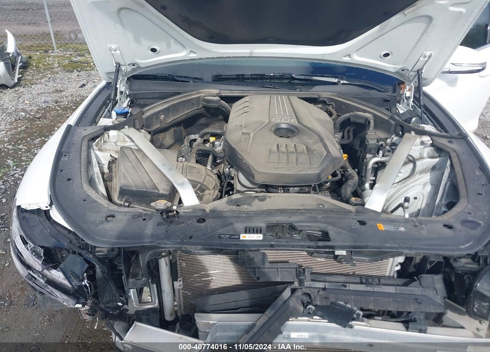 2022 GENESIS G70 2.0T RWD VIN: KMTG34TAXNU091037