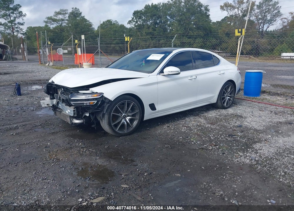2022 GENESIS G70 2.0T RWD VIN: KMTG34TAXNU091037