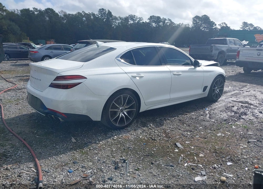 2022 GENESIS G70 2.0T RWD VIN: KMTG34TAXNU091037