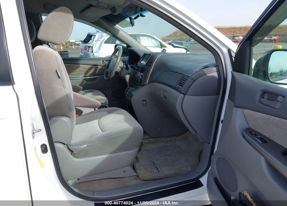 2009 TOYOTA SIENNA LE VIN: 5TDZK23C79S274454