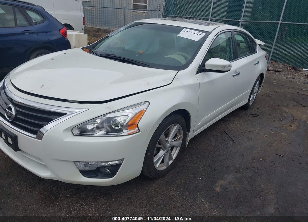 2014 NISSAN ALTIMA 2.5 SV VIN: 1N4AL3AP3EC411395