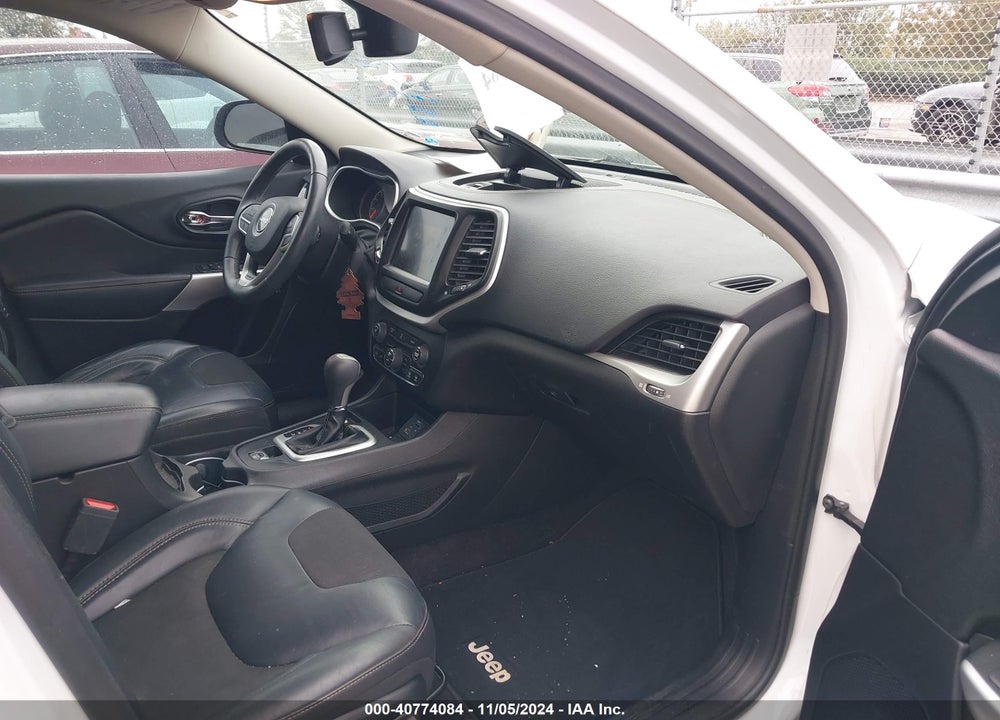 2018 JEEP CHEROKEE LATITUDE PLUS FWD VIN: 1C4PJLLBXJD510313