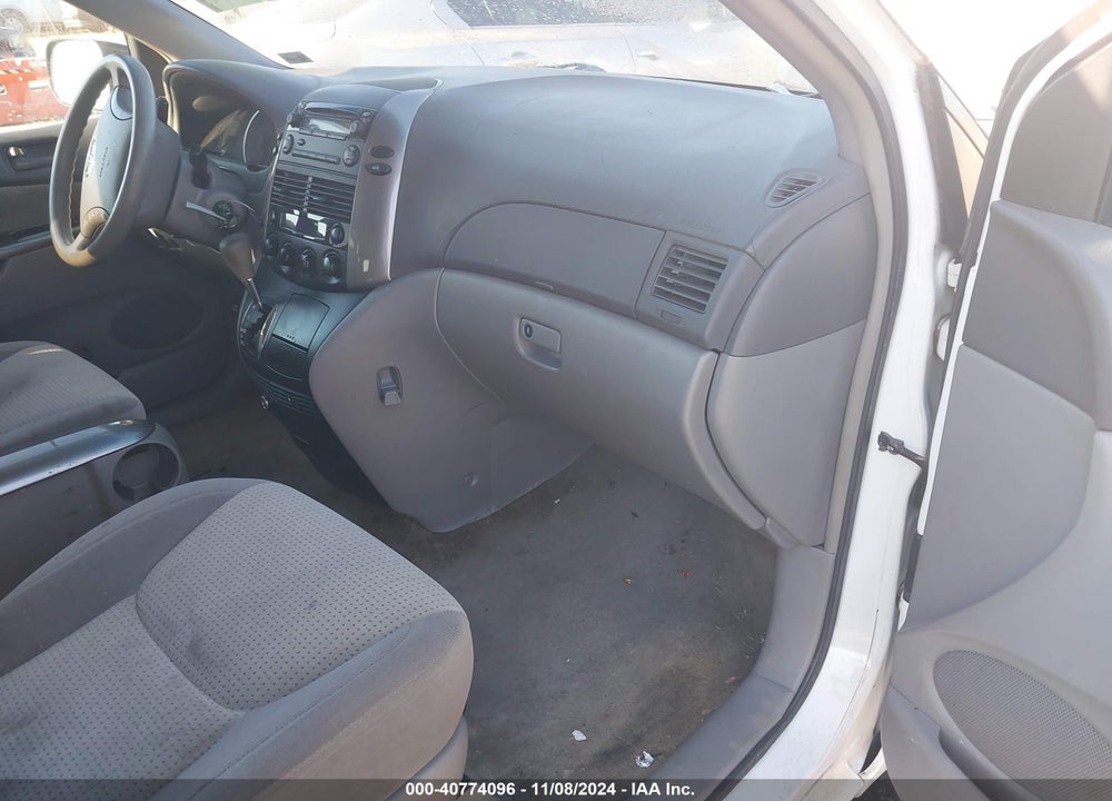 2008 TOYOTA SIENNA LE VIN: 5TDZK23C98S190750