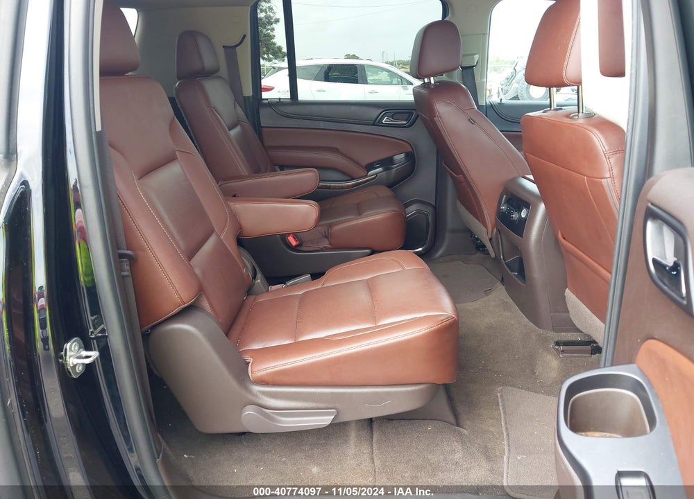 2018 CHEVROLET SUBURBAN PREMIER VIN: 1GNSCJKC6JR346572