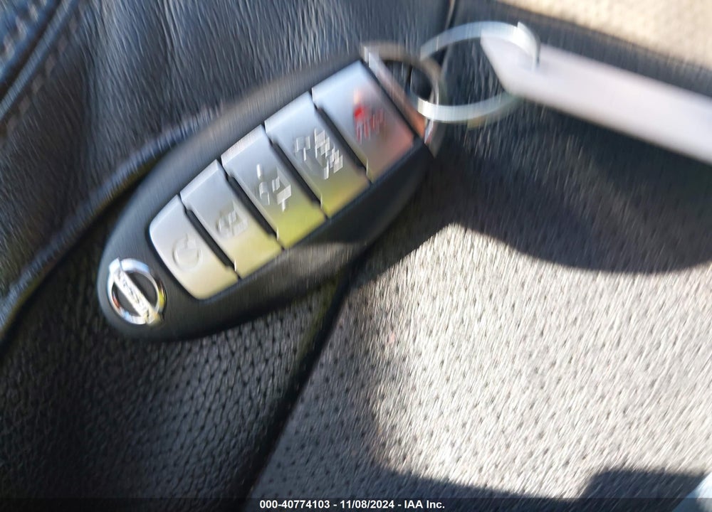 2018 NISSAN ROGUE SL VIN: JN8AT2MT2JW485188