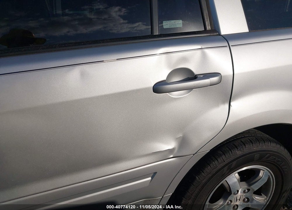 2008 HONDA PILOT SE VIN: 5FNYF18318B005405