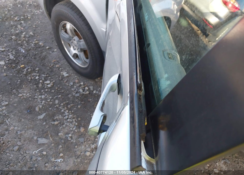 2008 HONDA PILOT SE VIN: 5FNYF18318B005405