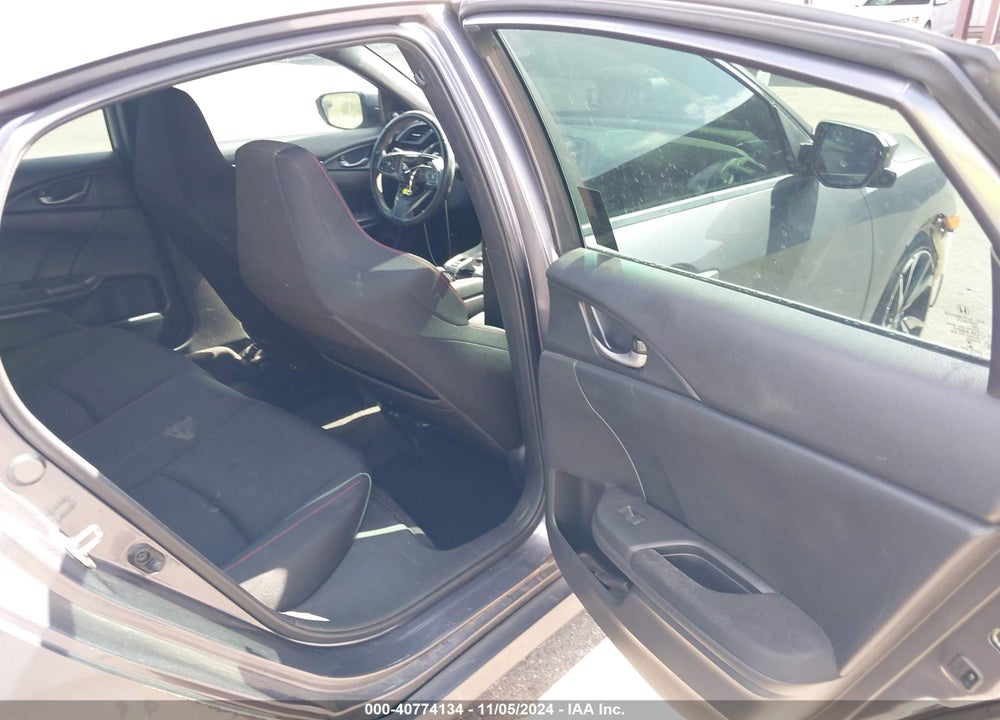 2017 HONDA CIVIC SI VIN: 2HGFC1E55HH700438