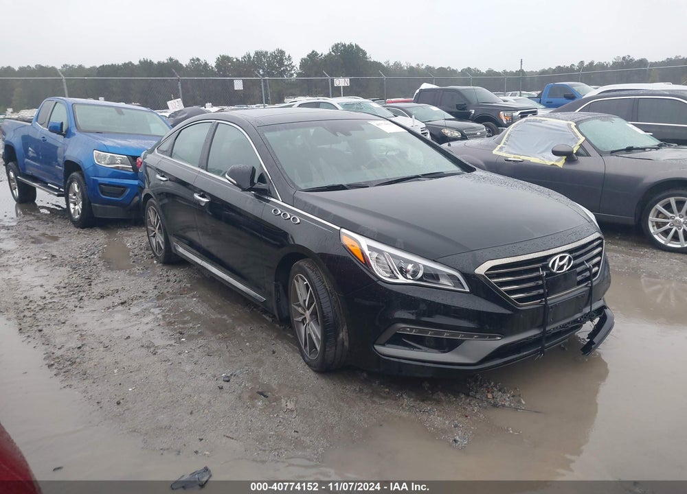 2015 HYUNDAI SONATA VIN: 5NPE34AB1FH065861