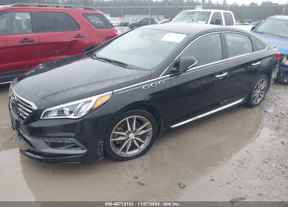 2015 HYUNDAI SONATA VIN: 5NPE34AB1FH065861