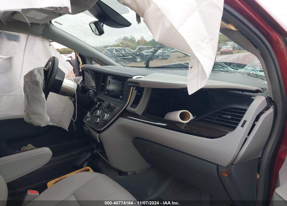 2018 TOYOTA SIENNA XLE/XLE PREMIUM/LIMITED/LIMITED PREMIUM VIN: 5TDYZ3DC6JS907073