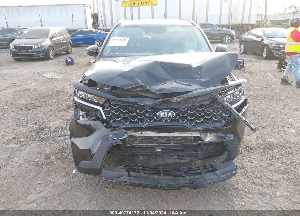 2021 KIA SORENTO S VIN: 5XYRLDLC4MG060021