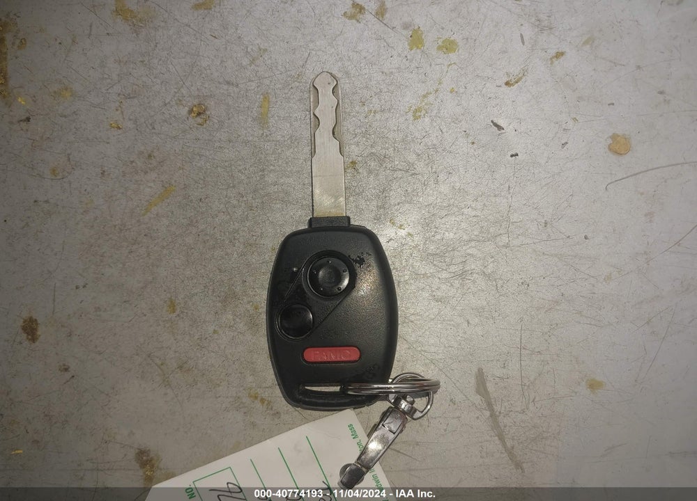 2011 HONDA CIVIC LX VIN: 2HGFA1F58BH548747