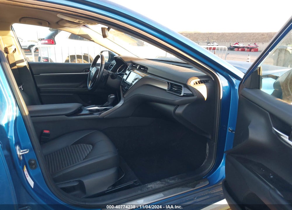 2019 TOYOTA CAMRY SE VIN: 4T1B11HK2KU208549