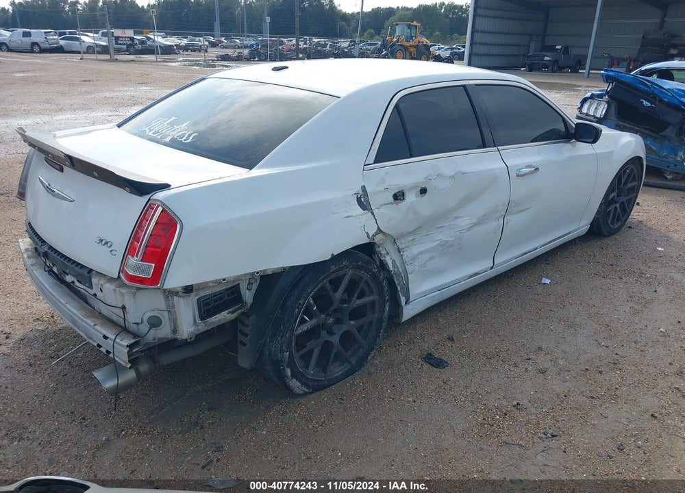 2013 CHRYSLER 300C VIN: 2C3CCAET7DH520800