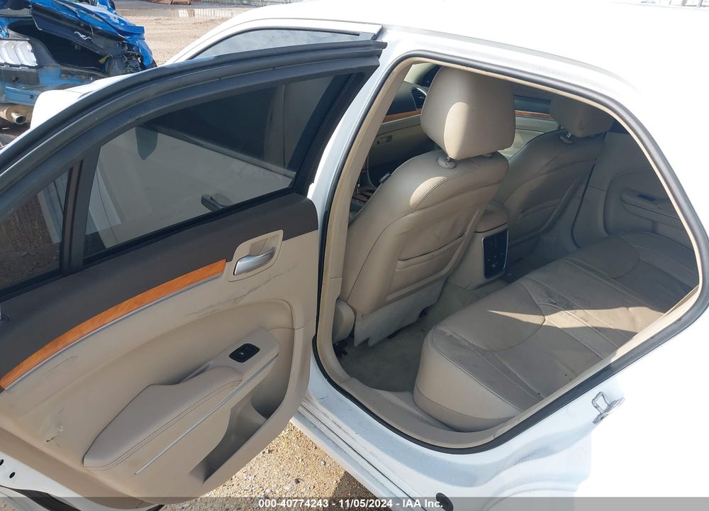 2013 CHRYSLER 300C VIN: 2C3CCAET7DH520800