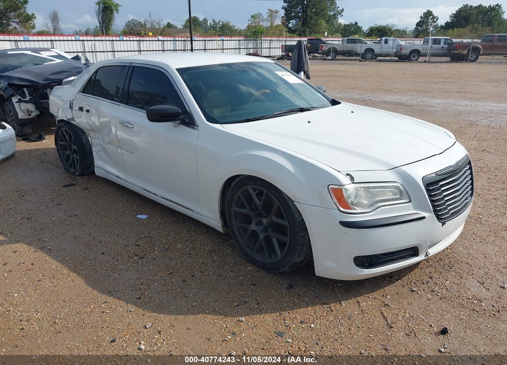 2013 CHRYSLER 300C VIN: 2C3CCAET7DH520800