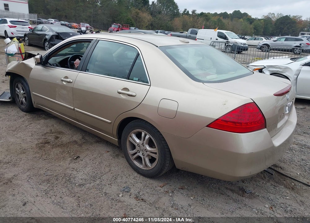 2007 HONDA ACCORD 2.4 EX VIN: 1HGCM56807A097606