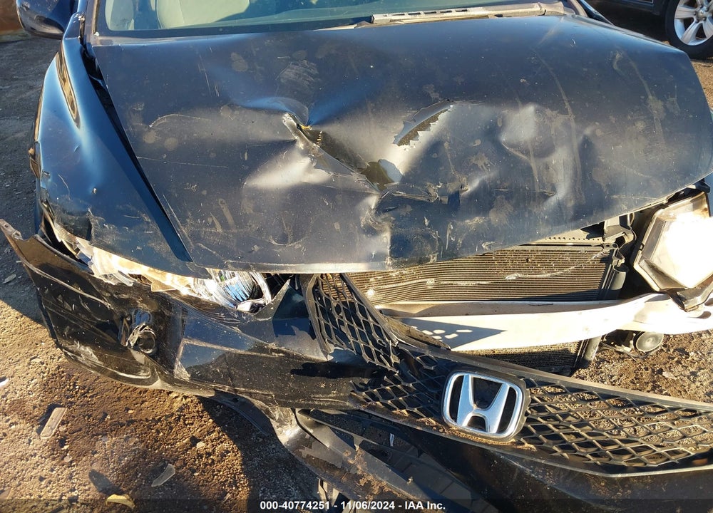 2010 HONDA CIVIC LX VIN: 2HGFG1B63AH524139