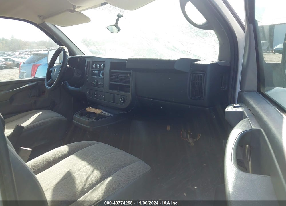2015 CHEVROLET EXPRESS 2500 WORK VAN VIN: 1GCWGFCF0F1181418