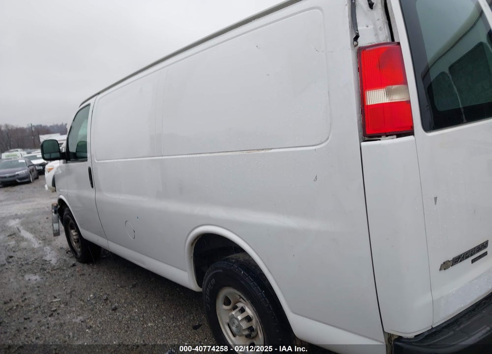 2015 CHEVROLET EXPRESS 2500 WORK VAN VIN: 1GCWGFCF0F1181418