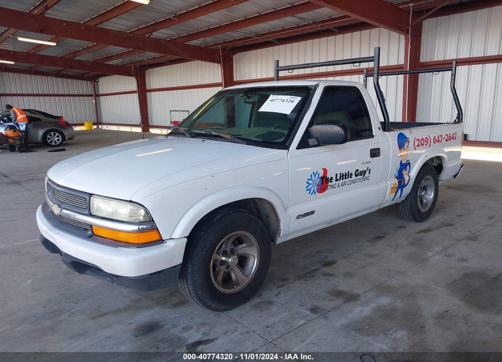 2000 CHEVROLET S-10 LS VIN: 1GCCS14W4YK268058