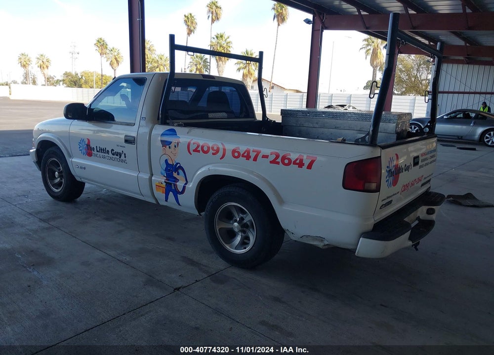 2000 CHEVROLET S-10 LS VIN: 1GCCS14W4YK268058