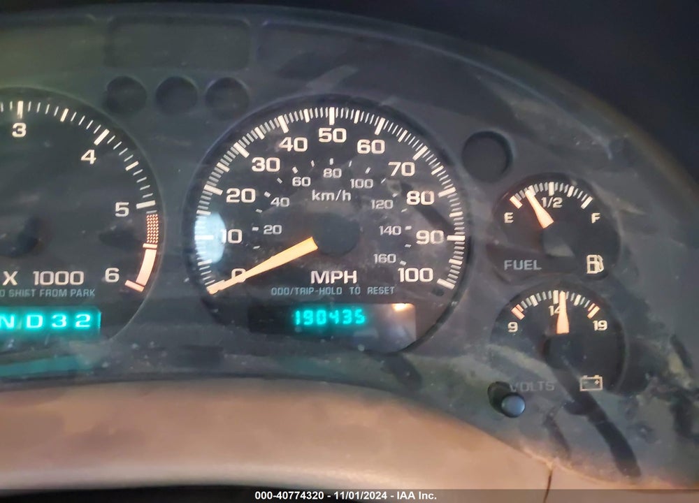 2000 CHEVROLET S-10 LS VIN: 1GCCS14W4YK268058