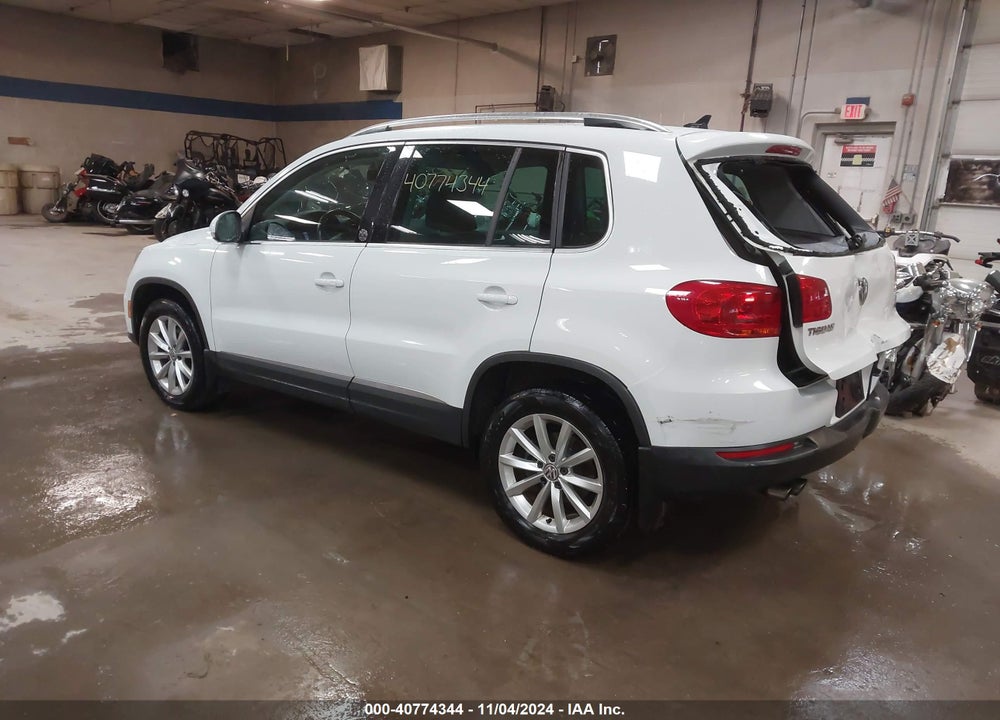 2017 VOLKSWAGEN TIGUAN 2.0T WOLFSBURG EDITION VIN: WVGSV7AX7HW507609