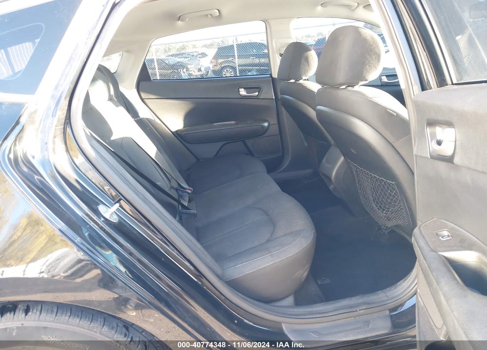2019 KIA OPTIMA LX VIN: 5XXGT4L31KG337345