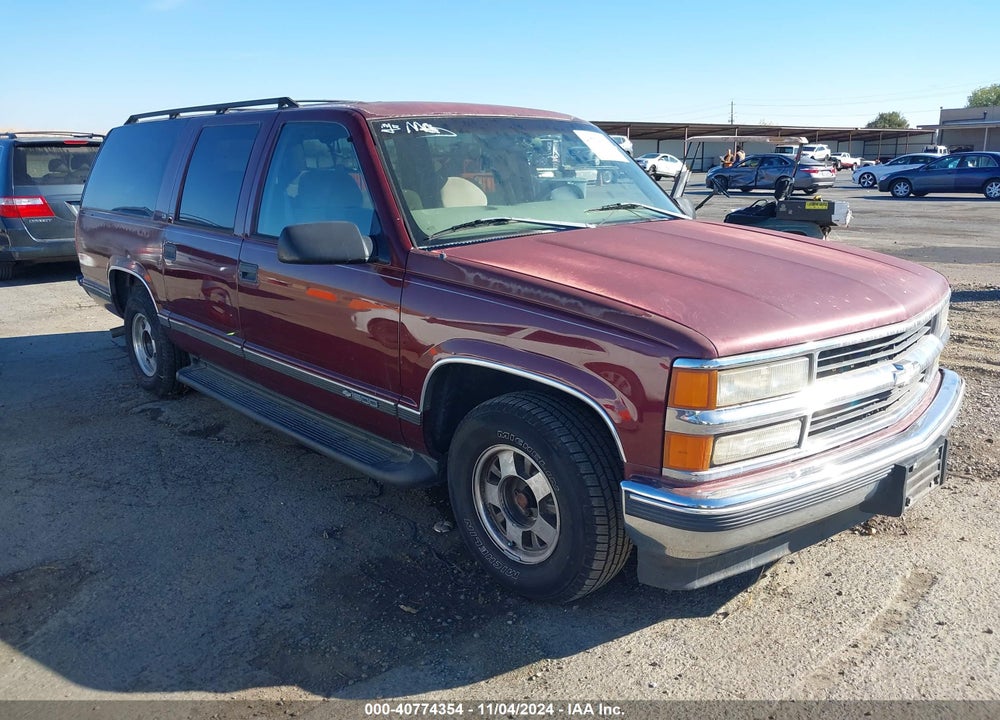 1999 CHEVROLET SUBURBAN 1500 LT VIN: 3GNEC16R1XG159292