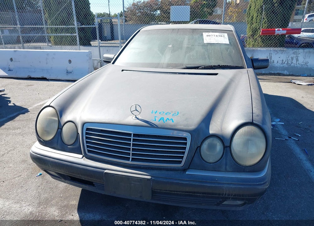 1996 MERCEDES-BENZ E 320 VIN: WDBJF55F1TJ013575