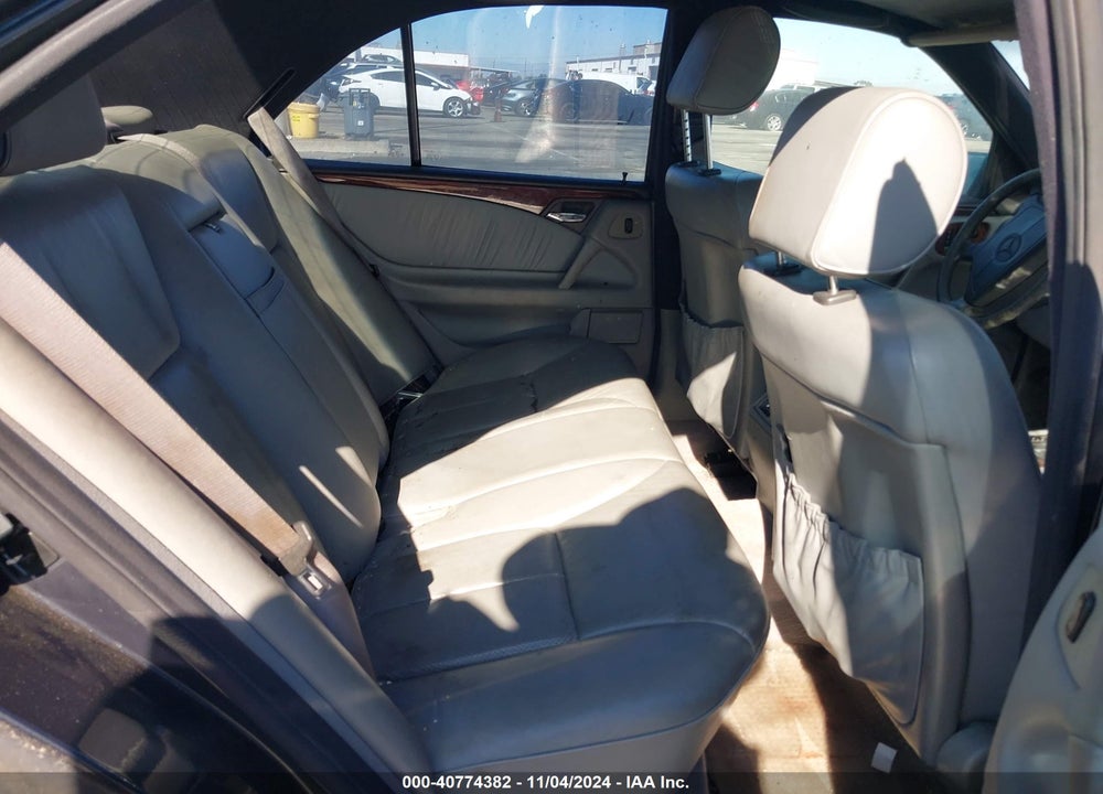 1996 MERCEDES-BENZ E 320 VIN: WDBJF55F1TJ013575