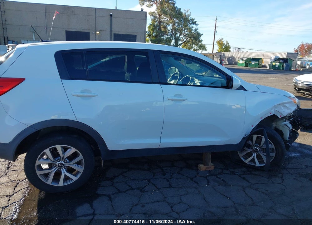 2016 KIA SPORTAGE LX VIN: KNDPB3AC0G7800544