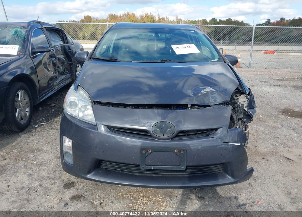 2011 TOYOTA PRIUS TWO VIN: JTDKN3DU9B0260442