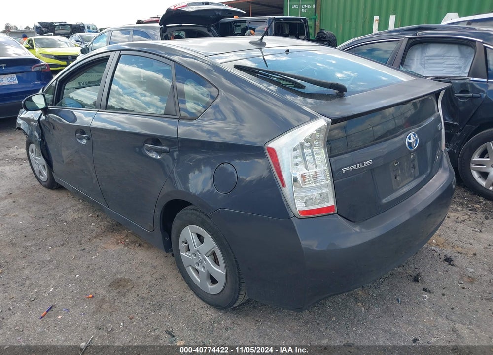 2011 TOYOTA PRIUS TWO VIN: JTDKN3DU9B0260442