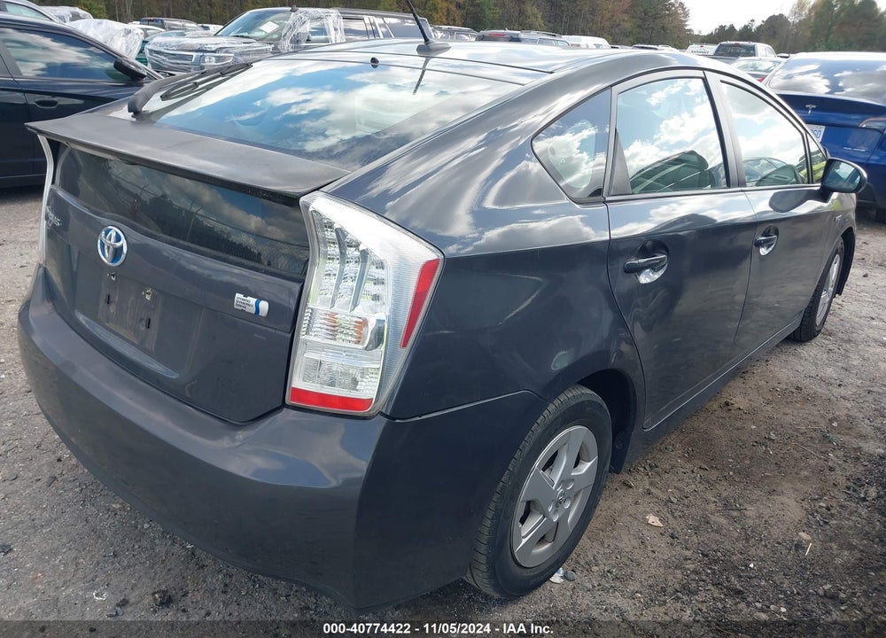 2011 TOYOTA PRIUS TWO VIN: JTDKN3DU9B0260442